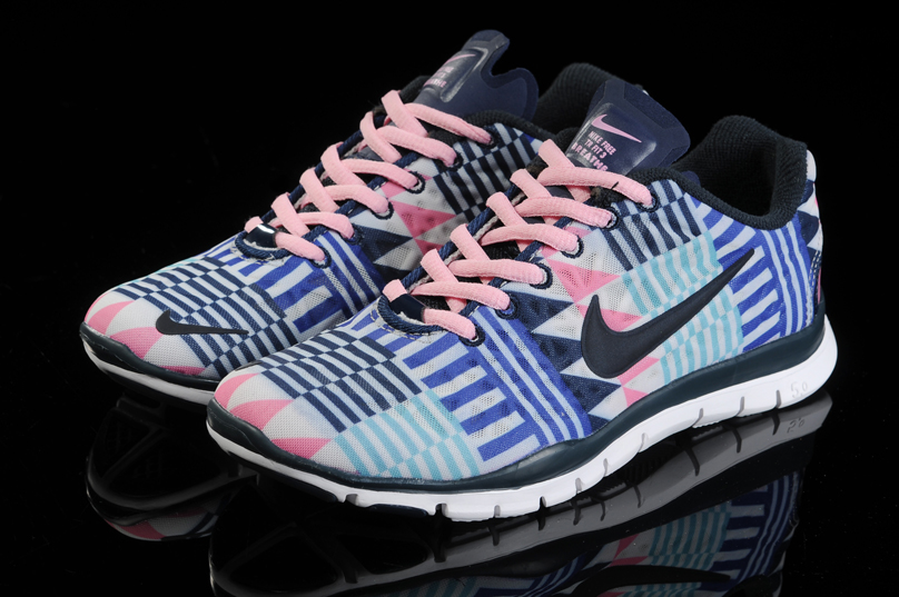 NIKE FREE TR FIT 3 PRT femmes chaussures de course noir bleu rose (3)